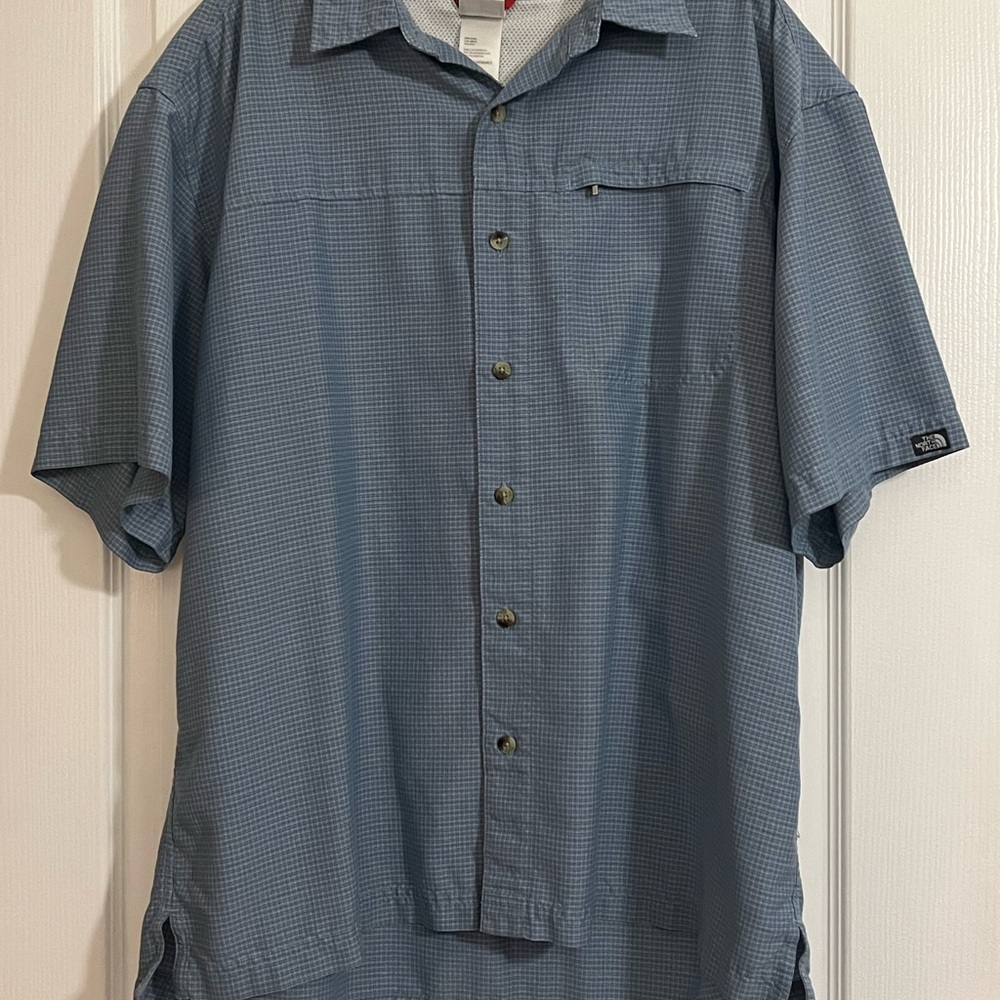 The North Face Men's Blue Short Sleeve Shirt